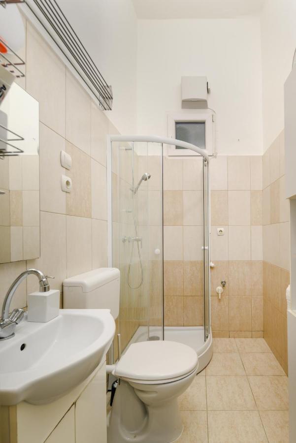 Two Separate Rooms Apartment In City Center, Party District Budapeste Exterior foto